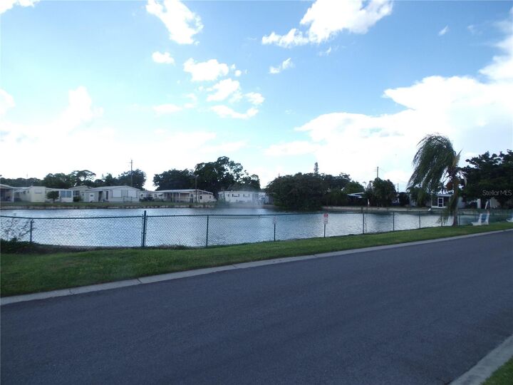 Property Photo:  5127 8th Street W  FL 34207 