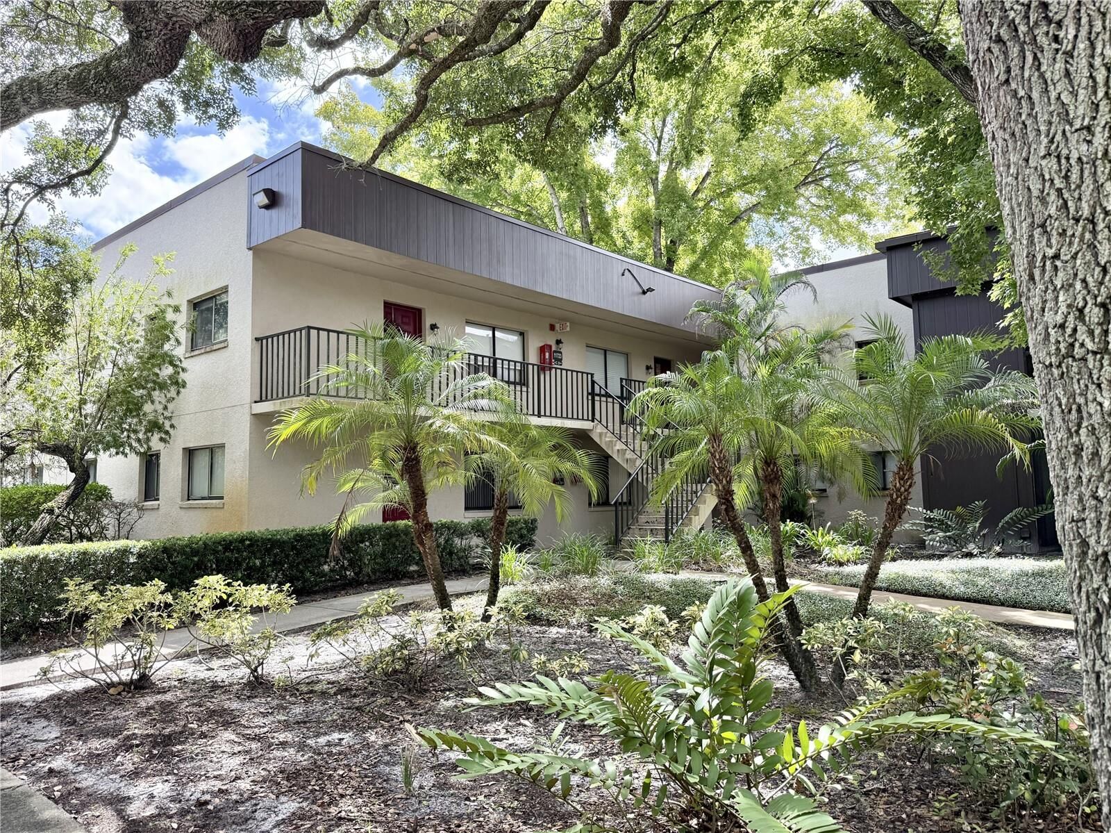Property Photo: 11723 Raintree Village Boulevard FL 33617
