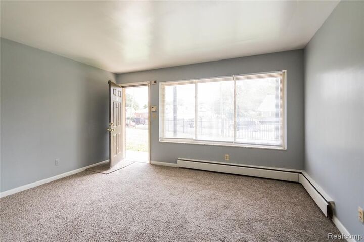 Property Photo: 9455 Chalmers Street MI 48213 1998