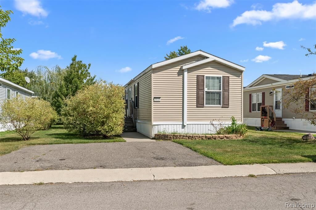 Property Photo:  5029 Academy Drive  MI 48188 