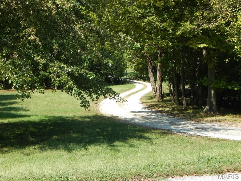 Property Photo: 1475 Uthoff Drive MO 63026