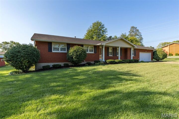 Property Photo: 204 Smith Street MO 63640