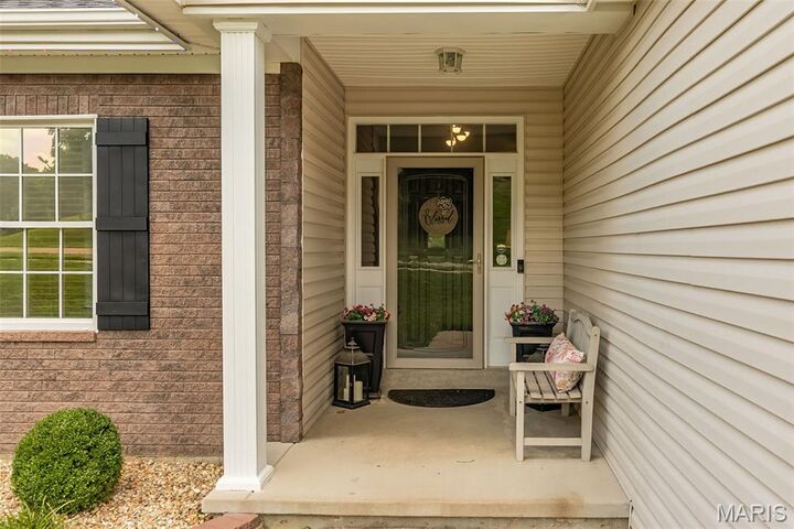 Property Photo:  1652 Ivy Chase Lane  MO 63026 