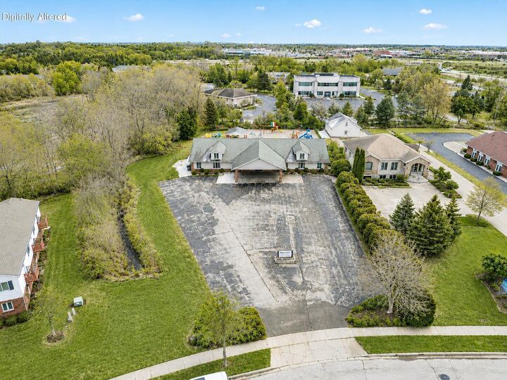 Property Photo: 1701 Vogt Dr WI 53095