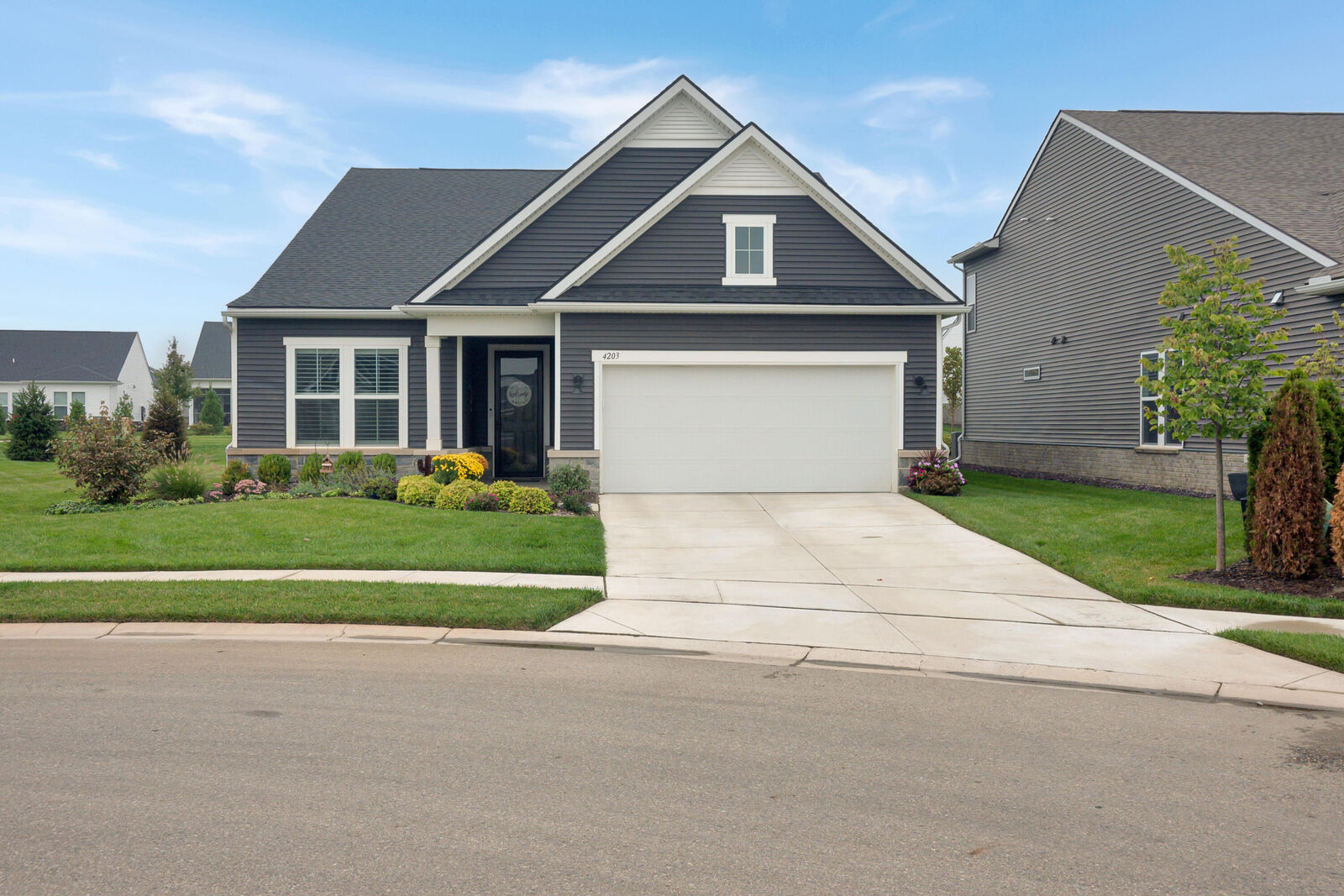 Property Photo:  4203 Dogwood Drive  MI 48381 