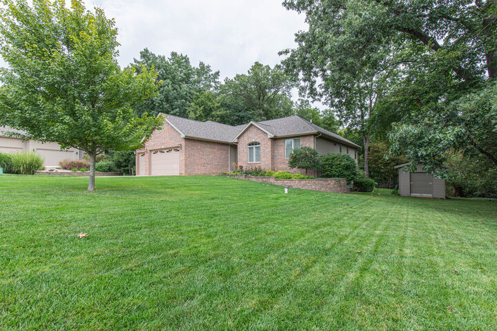 Property Photo: 2339 Amelia Drive IL 61356