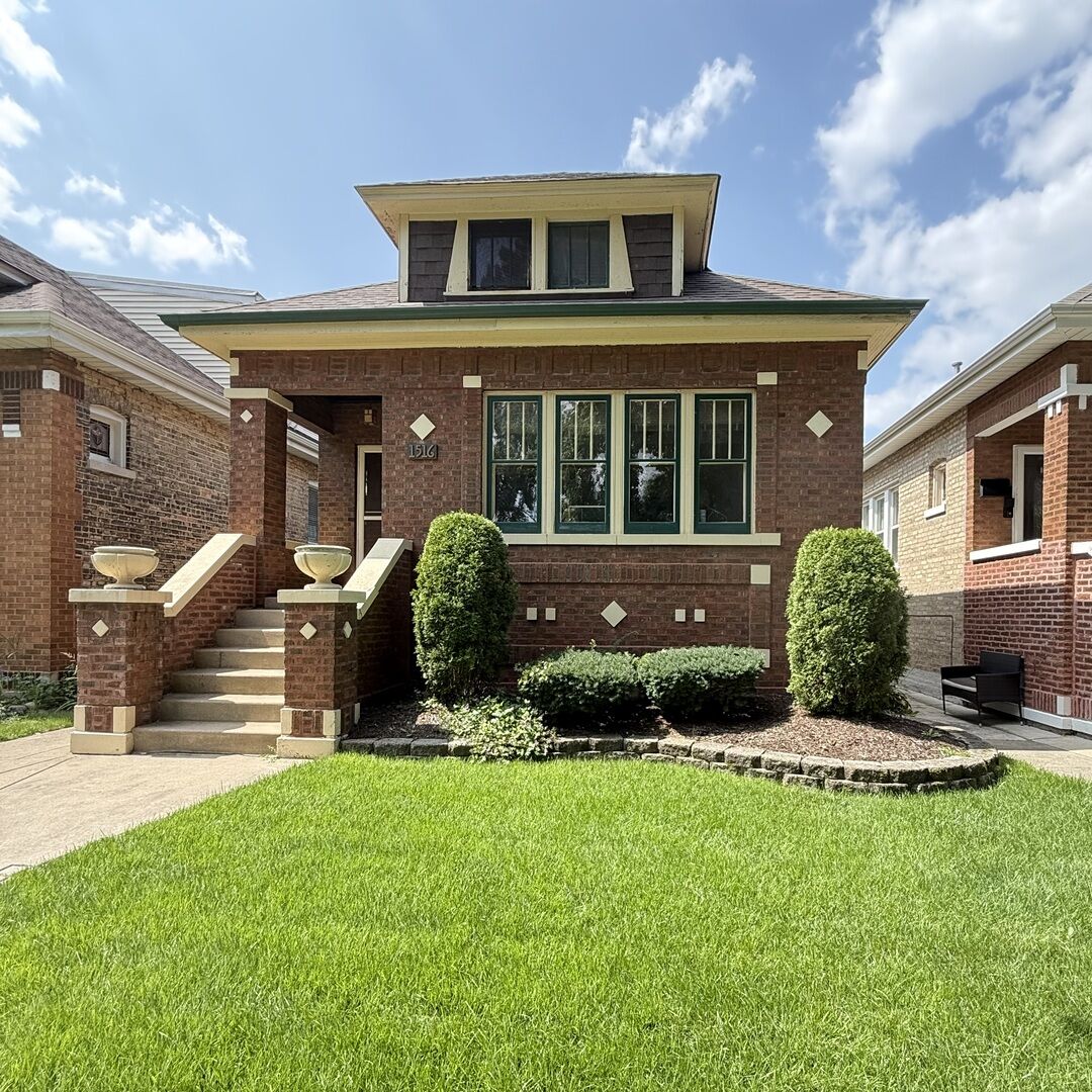 Property Photo:  1516 Wesley Avenue  IL 60402 