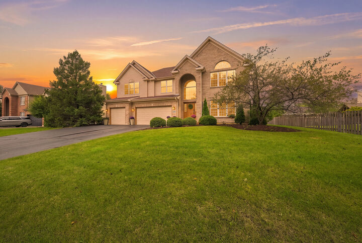 Property Photo: 3630 White Deer Drive IL 60102