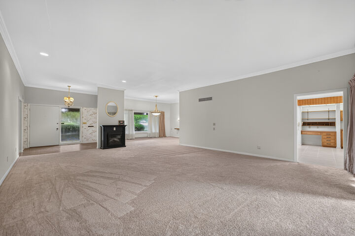 Property Photo: 100 Forsythe Lane IL 60115