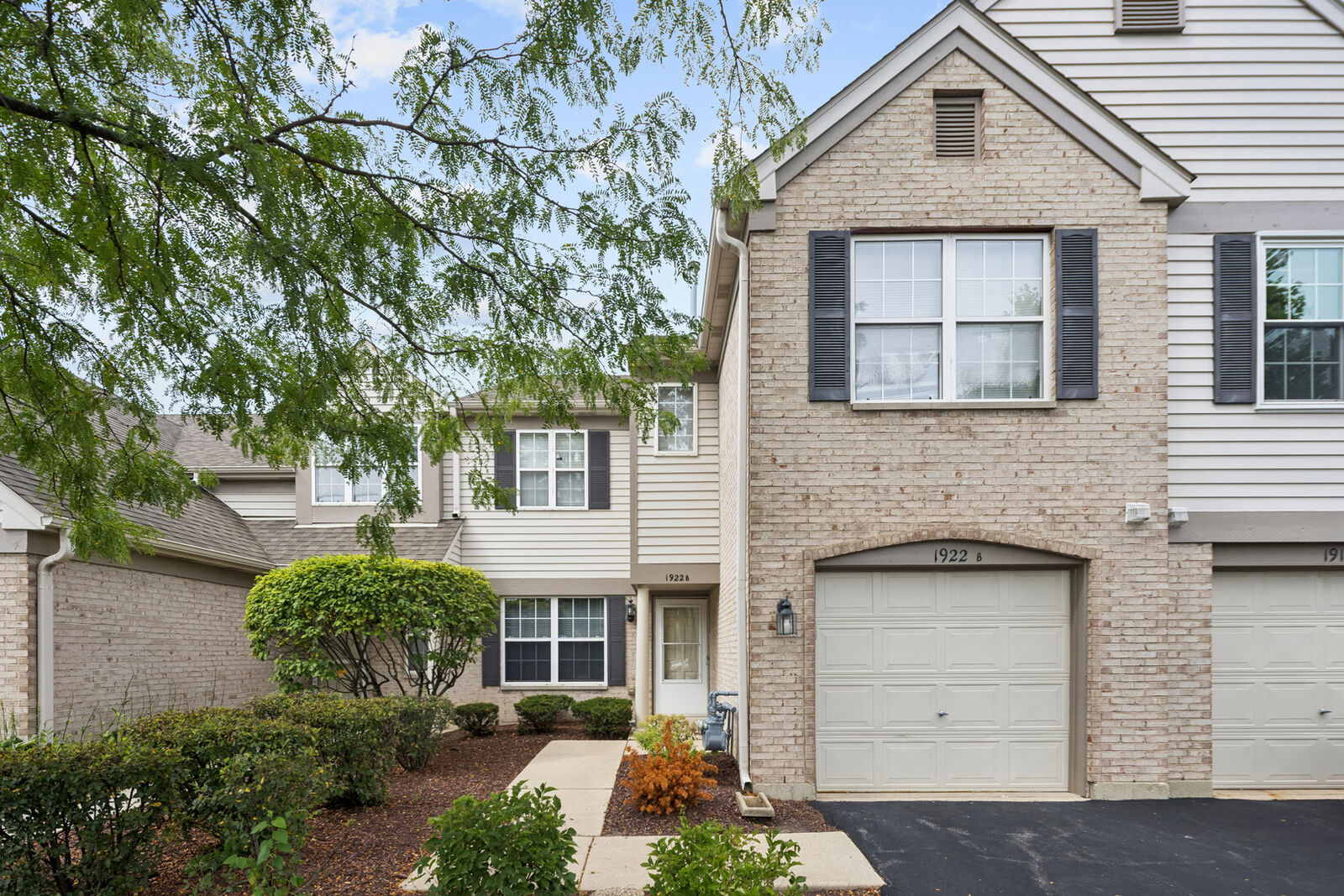 Property Photo: 1922 Heron Avenue B IL 60193