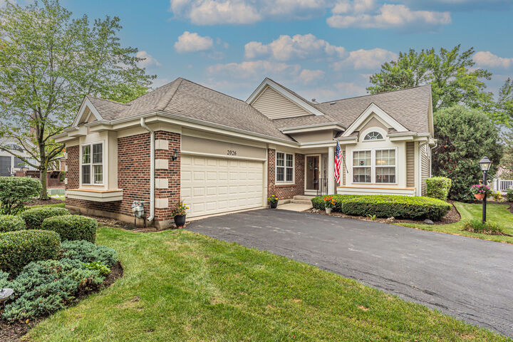 Property Photo: 2026 N Windham Court IL 60004