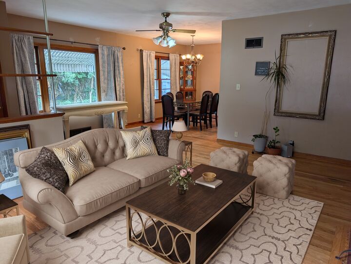 Property Photo:  1414 Nan Street  IL 61021 