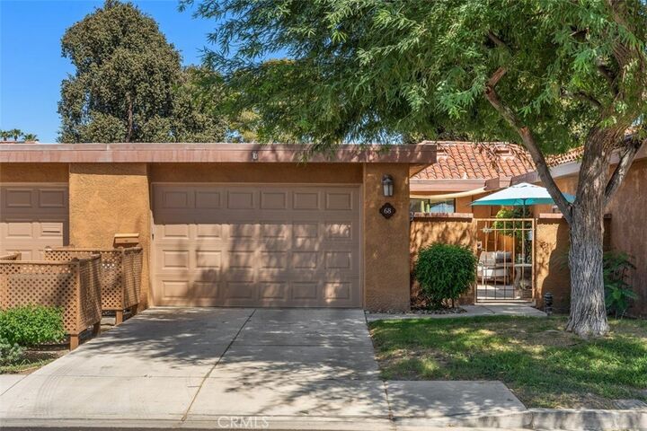 Property Photo: 68 Sunrise CA 92270