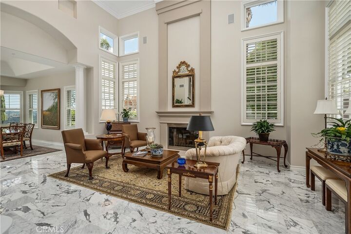 Property Photo:  24918 Vista Verenda  CA 91367 