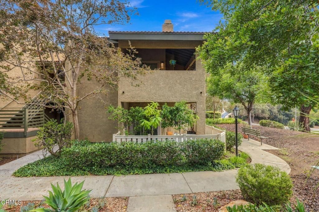 Property Photo:  751 Birchpark Circle 102  CA 91360 