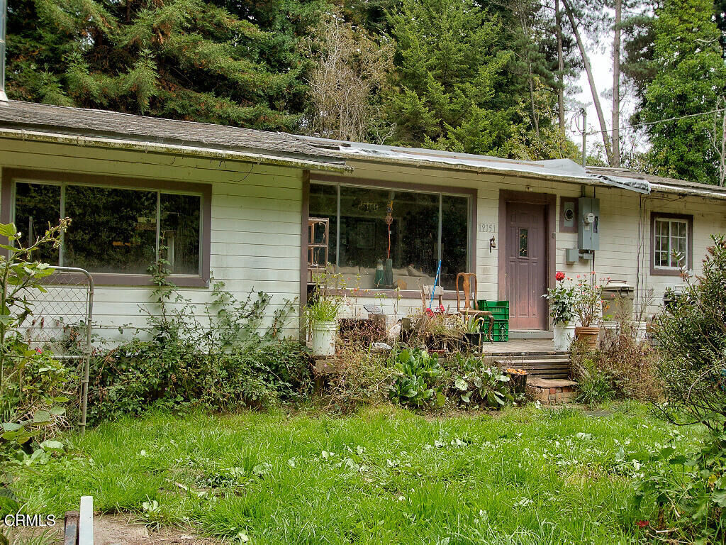 Property Photo:  19151 Pine Tree Lane  CA 95437 