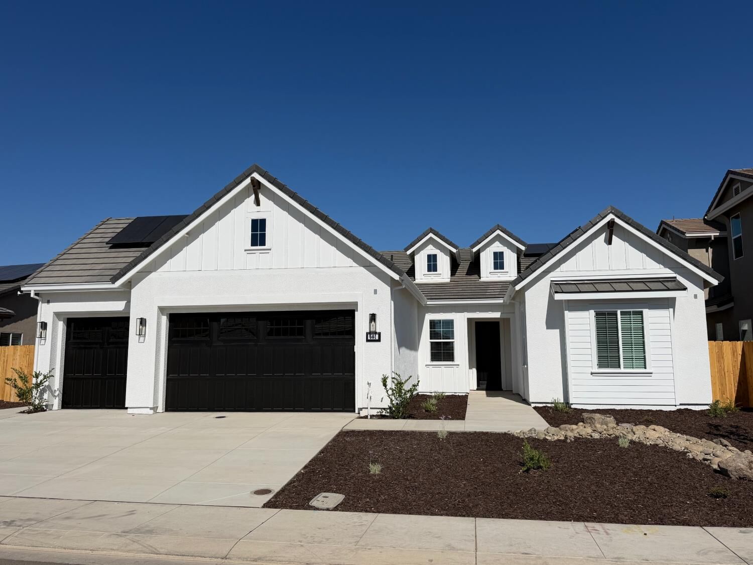 Property Photo:  501 Dona Ana Drive  CA 95337 