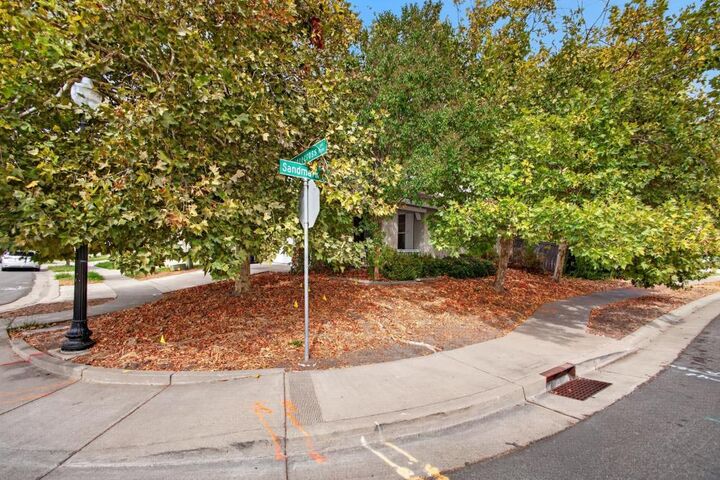 Property Photo:  5790 Bridgecross Drive  CA 95835 