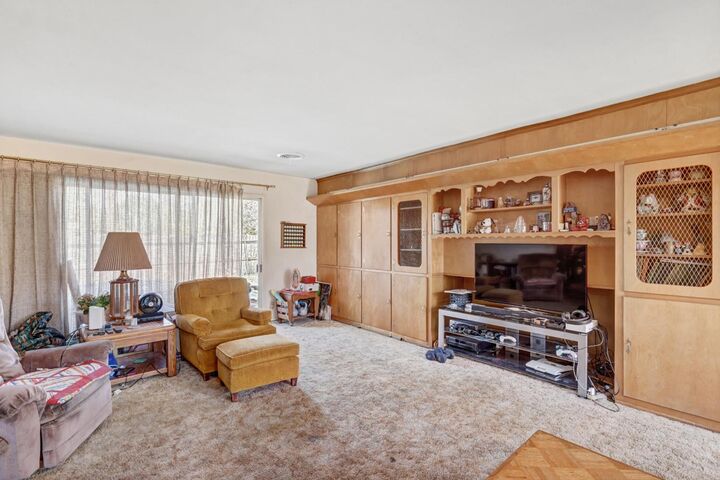 Property Photo: 920 Duchow Way CA 95630