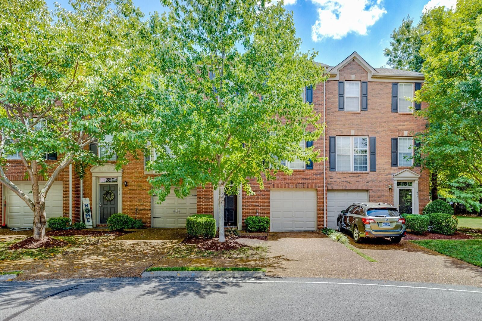 Property Photo:  684 Huffine Manor Cir  TN 37067 