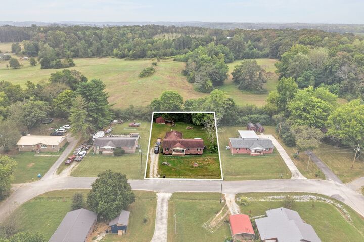 Property Photo: 306 Circle Hill Dr TN 37110
