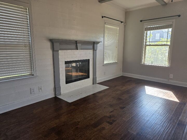 Property Photo: 2060 Bandera Dr TN 37042