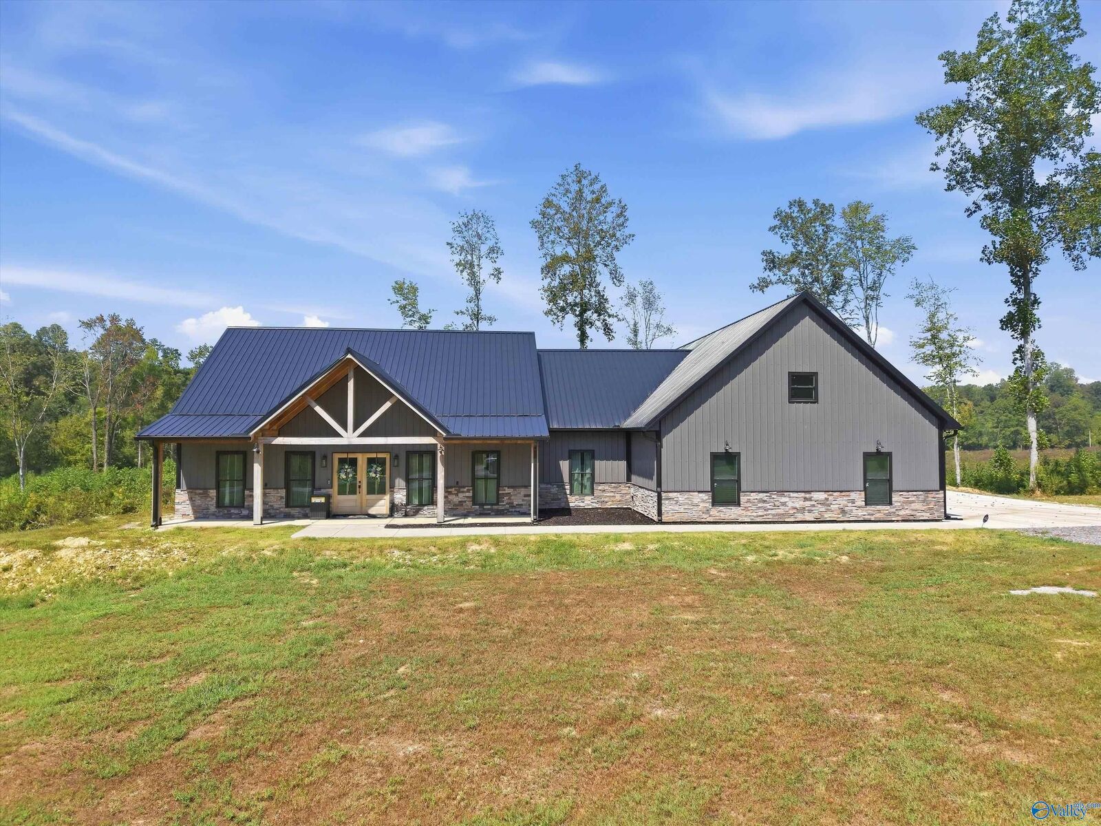 Property Photo: 2005 Aldridge Gap Road AL 35976