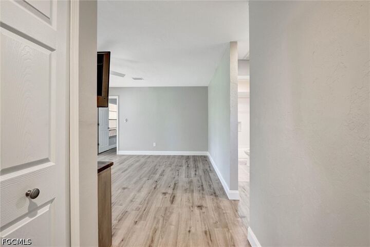 Property Photo: 1422 SW 50th Street 66 FL 33914