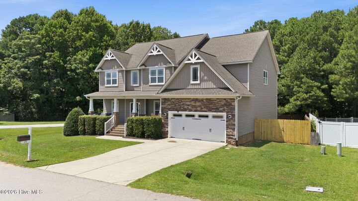 Property Photo: 19 Willow Oak Trail NC 27520