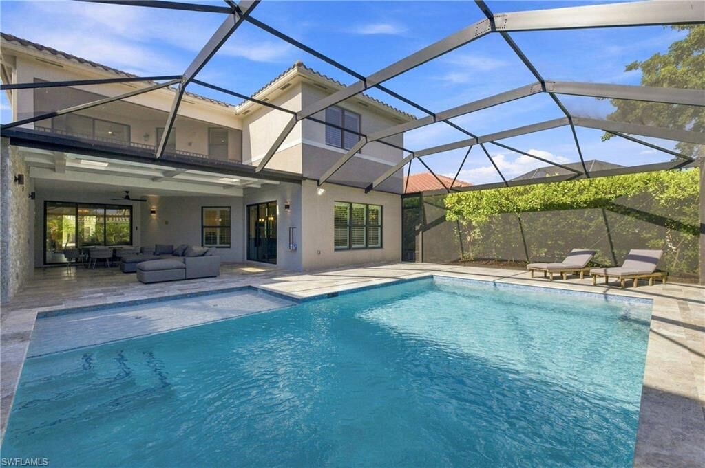 Property Photo: 13715 Callisto Ave FL 34109