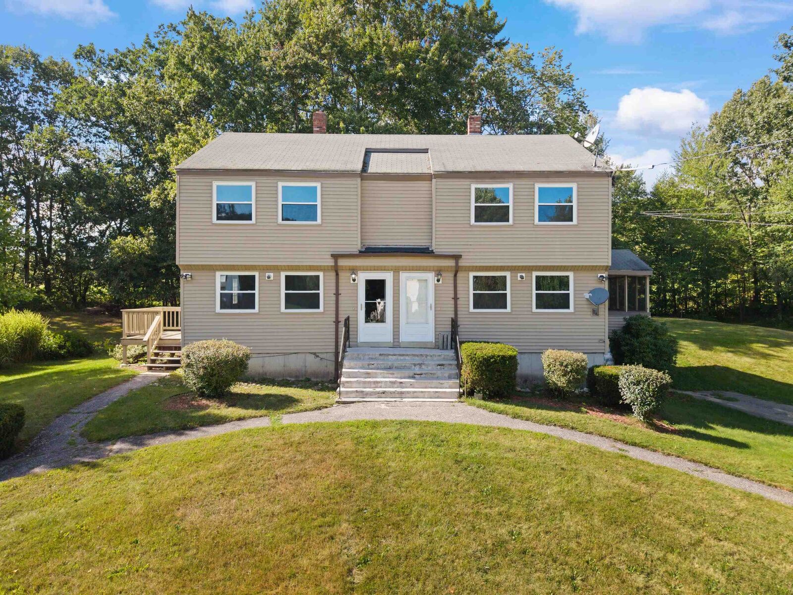 Property Photo: 31 Juniper Road NH 03038