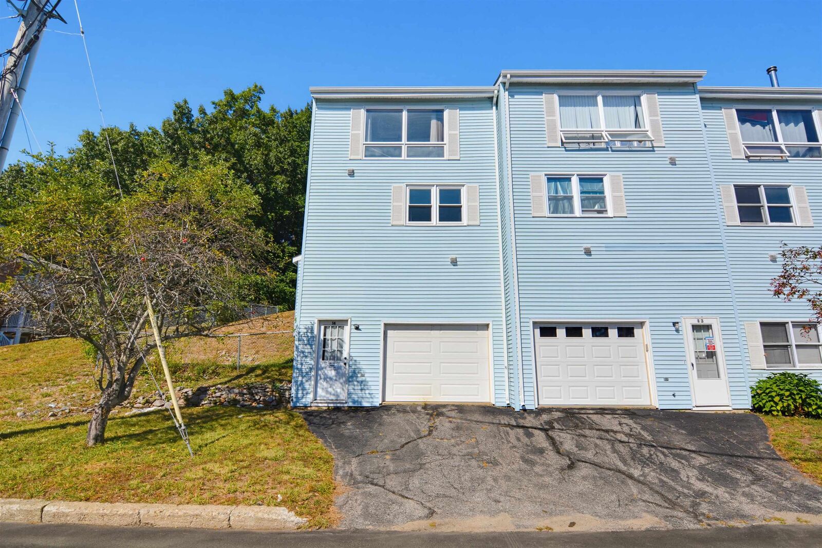 Property Photo: 186 Dunbarton Road NH 03102