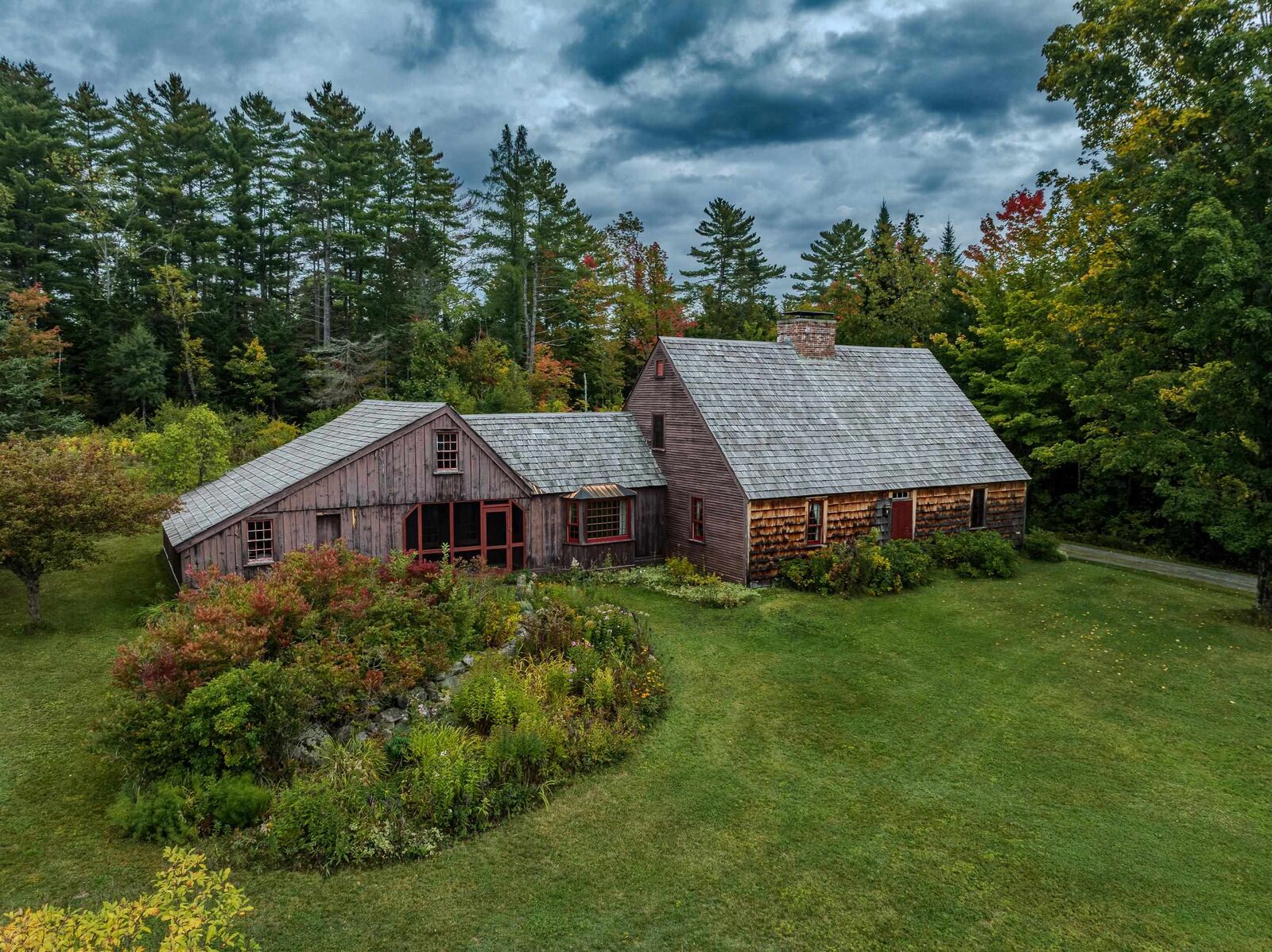 Property Photo:  482 Prospect Street  NH 03584 