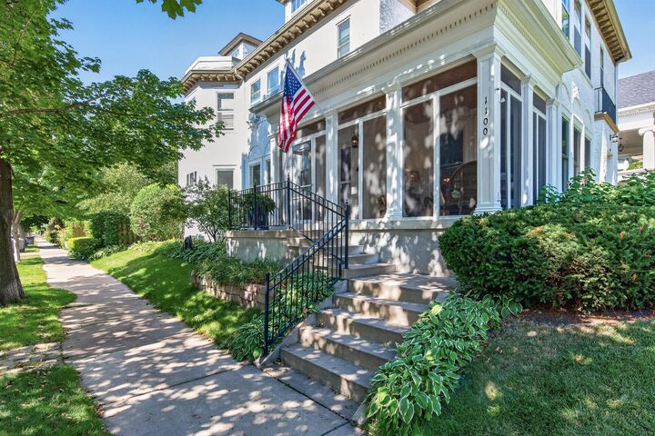 Property Photo: 1100 Douglas Avenue MN 55403