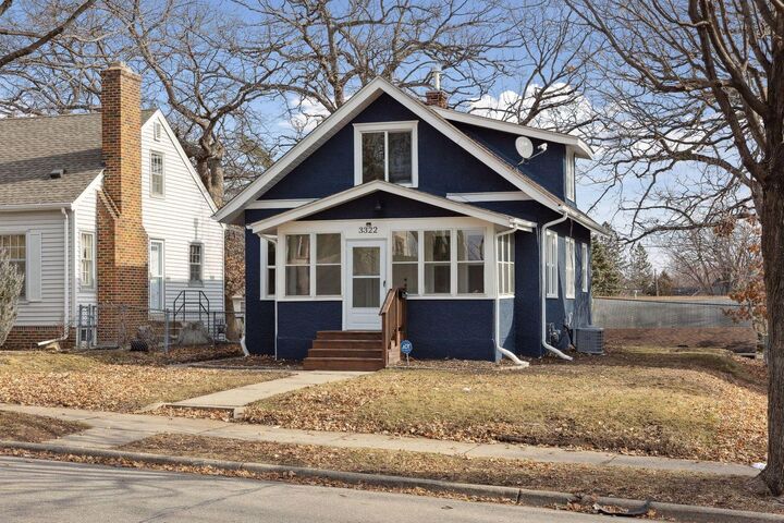 Property Photo:  3322 Girard Avenue N  MN 55412 