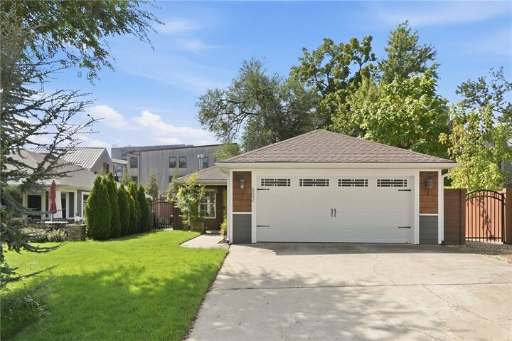 Property Photo: 502 SE Henry Street AR 72712