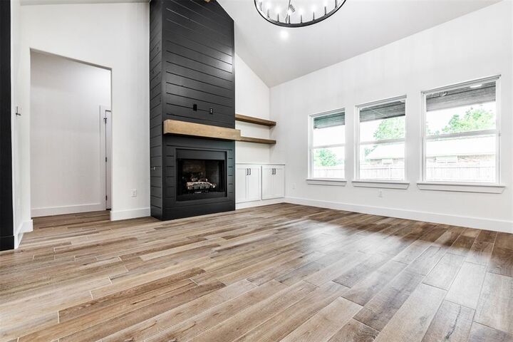 Property Photo:  3113 E Noble Drive  OK 73034 