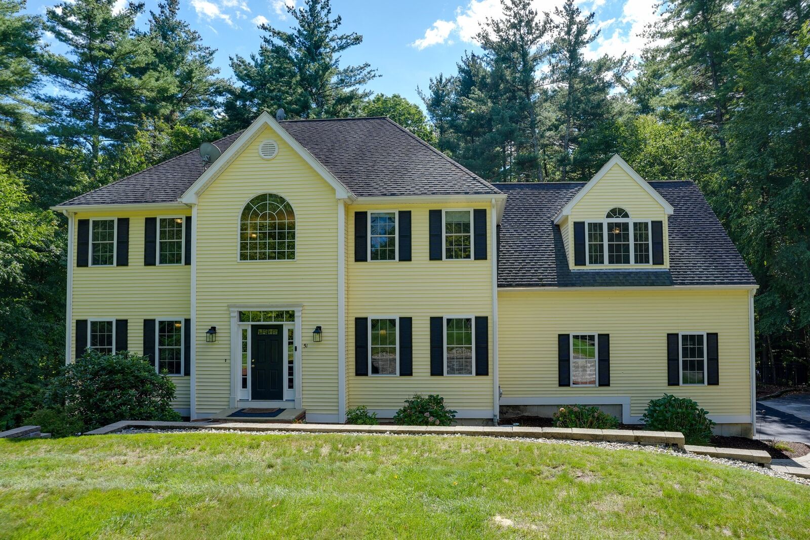 Property Photo:  51 Danforth Ln  MA 01740 