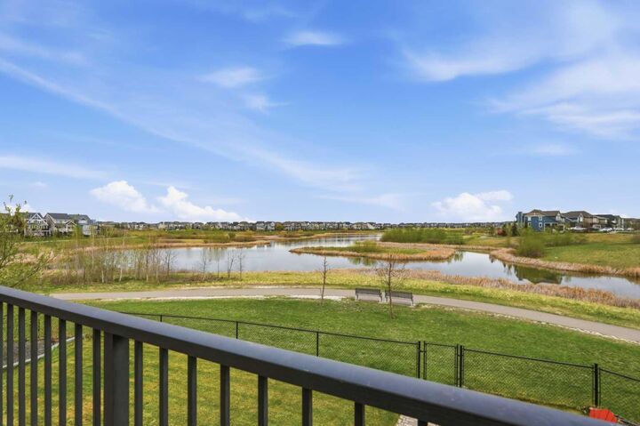 Property Photo:  127 Marquis Grove SE  AB T3M 1M6 