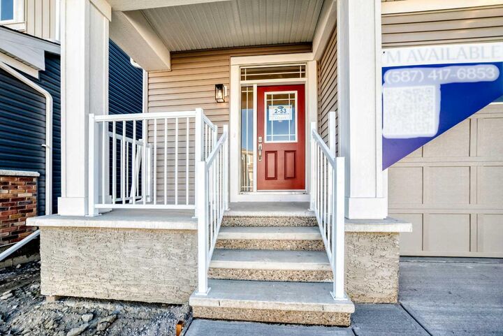 Property Photo:  4108 Southwinds Way SW  AB T4B 5Z3 