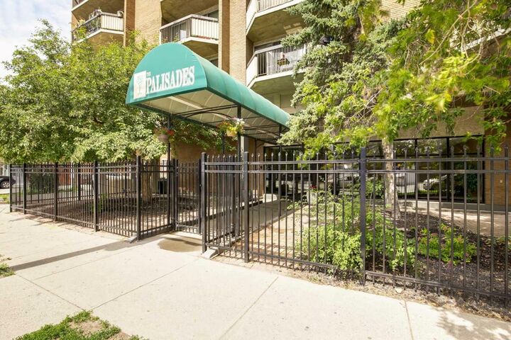Property Photo:  340 14 Avenue SW 706  AB T3Z 1K4 