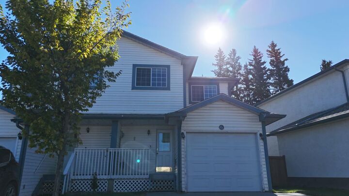 Property Photo:  465 Makenny Street 6  AB T7V 1H3 