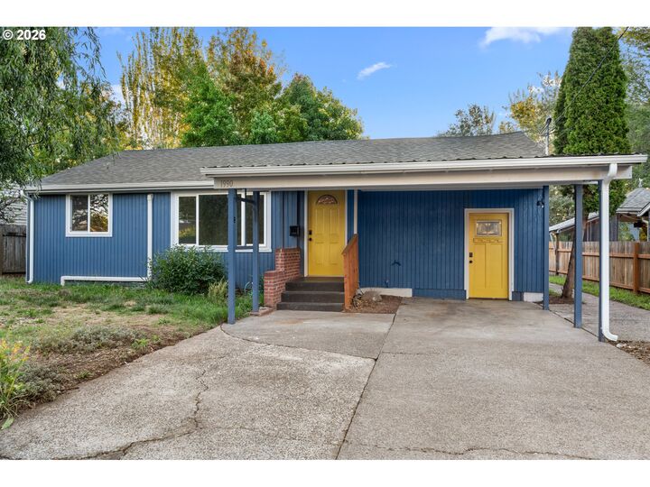 Property Photo:  1990 Garfield St  OR 97405 