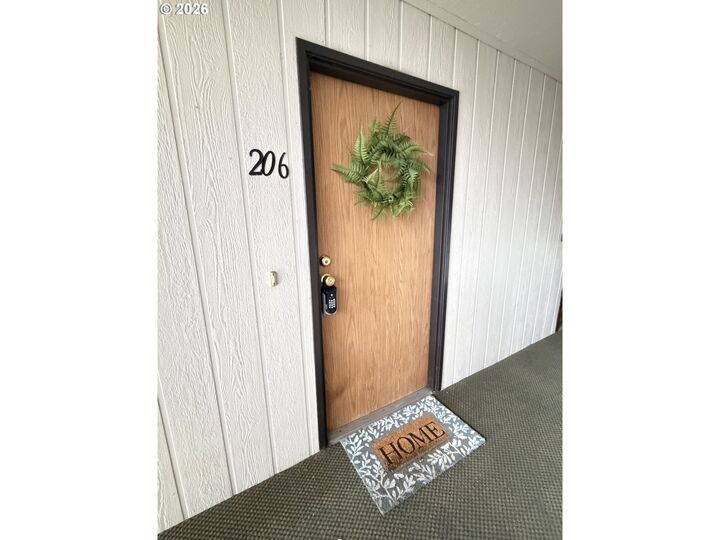 Property Photo:  11040 SW Greenburg Rd 206  OR 97223 