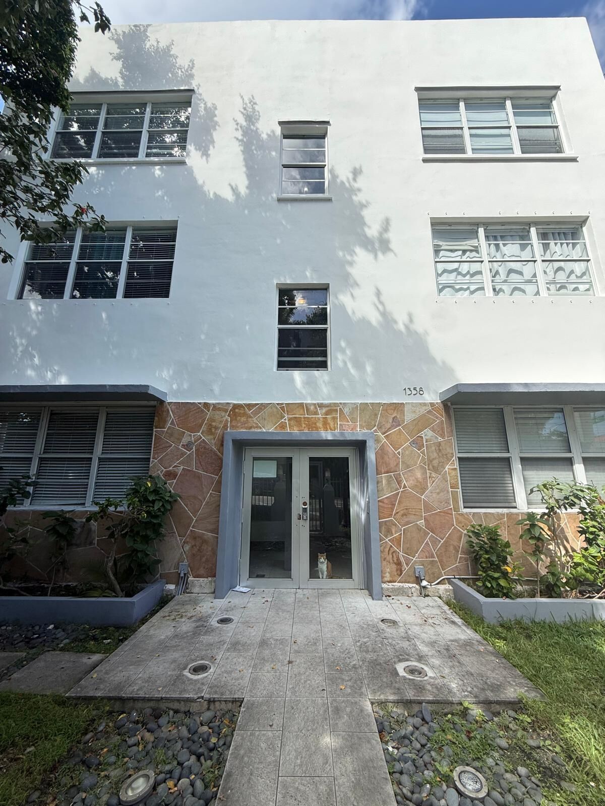 Property Photo:  1358 Pennsylvania Avenue 307  FL 33139 