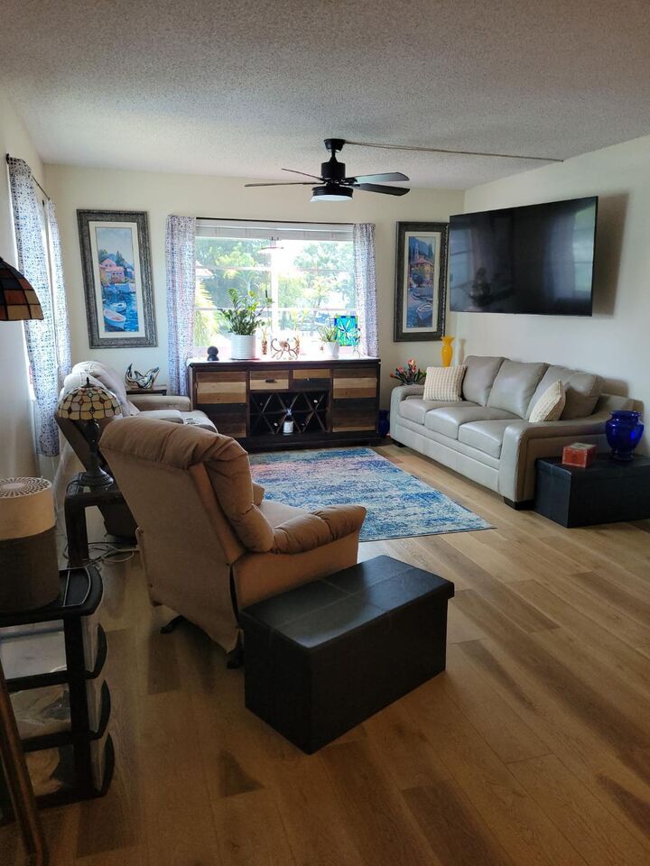 Property Photo: 669 W Oakland Park Boulevard W 218B FL 33311