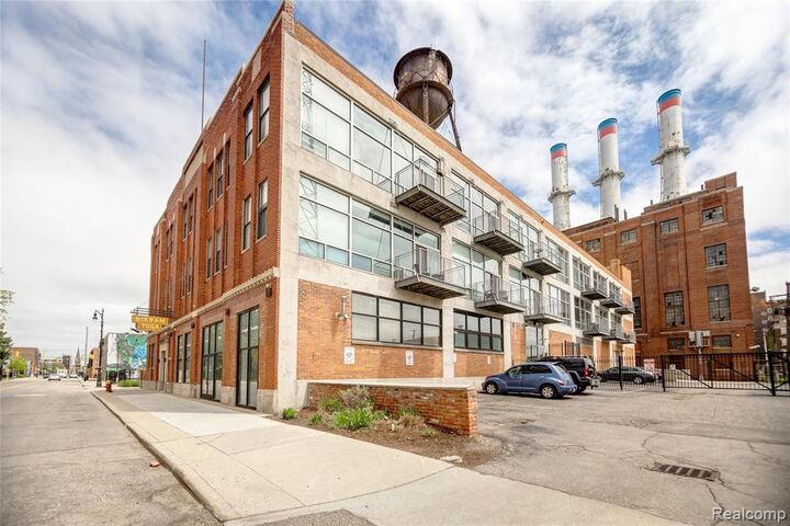 Property Photo: 55 W Canfield Street 308 MI 48201