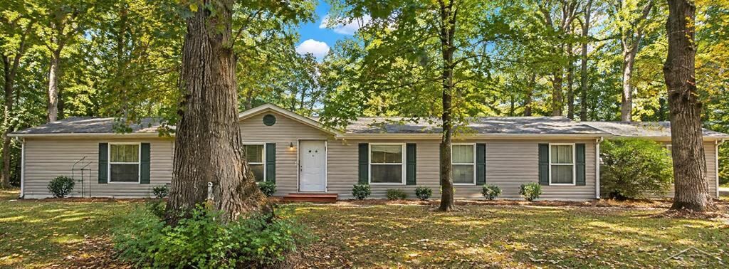 Property Photo:  505 53rd Street  MI 49450 
