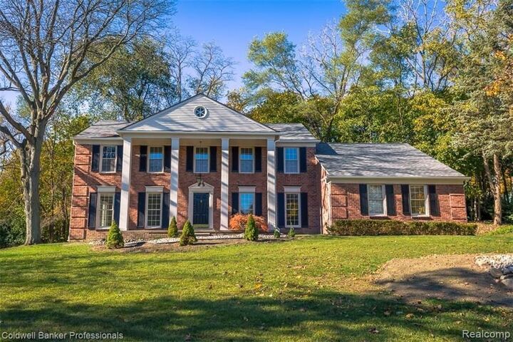 Property Photo:  7322 Sandy Creek Lane  MI 48301 