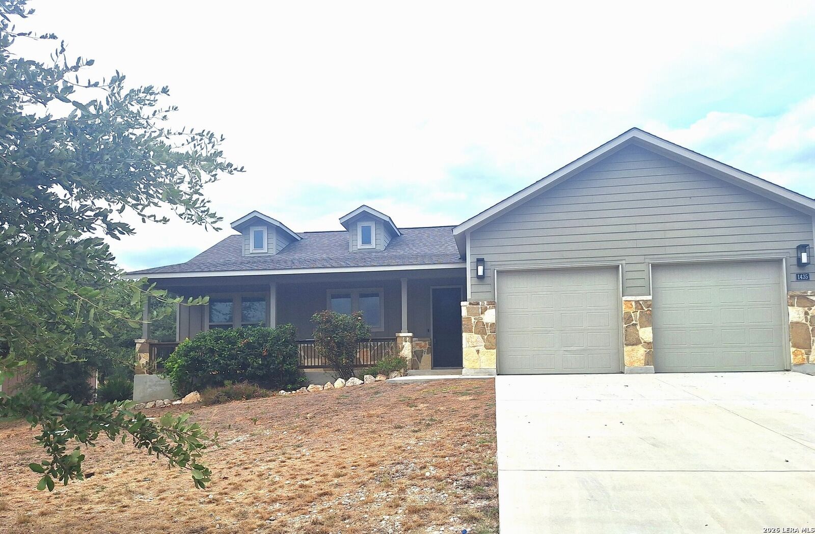 Property Photo:  1435 Cottonwood Rd  TX 78623 